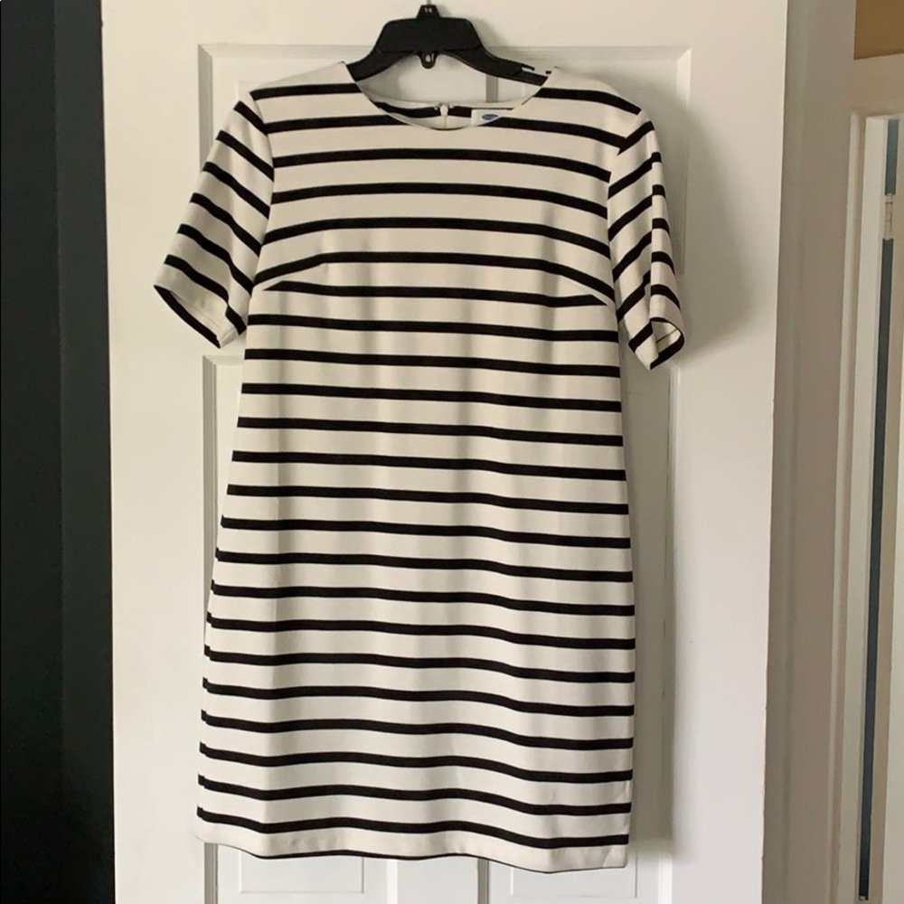 Old navy striped dress
